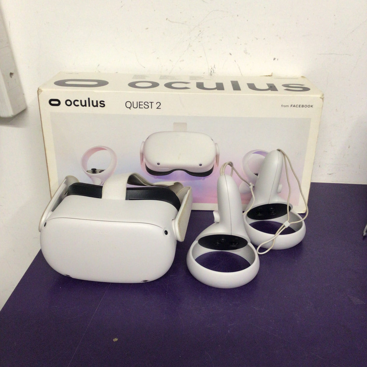 Oculus Quest 2 128GB Virtual Reality Headset | Cash Generator