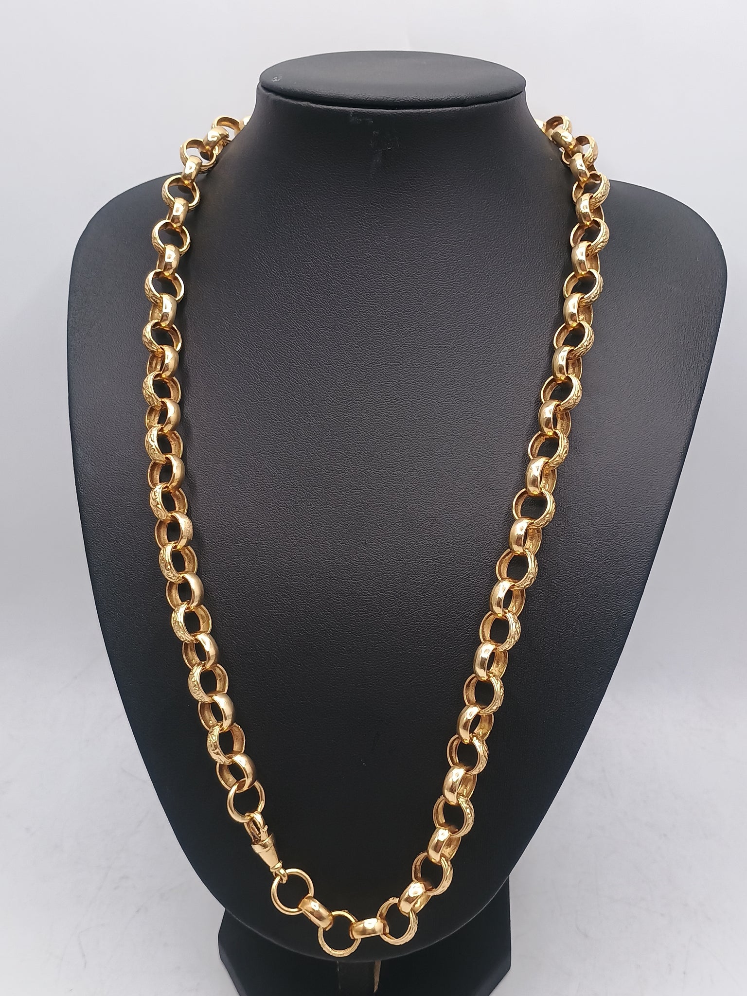 9ct Belcher necklace
