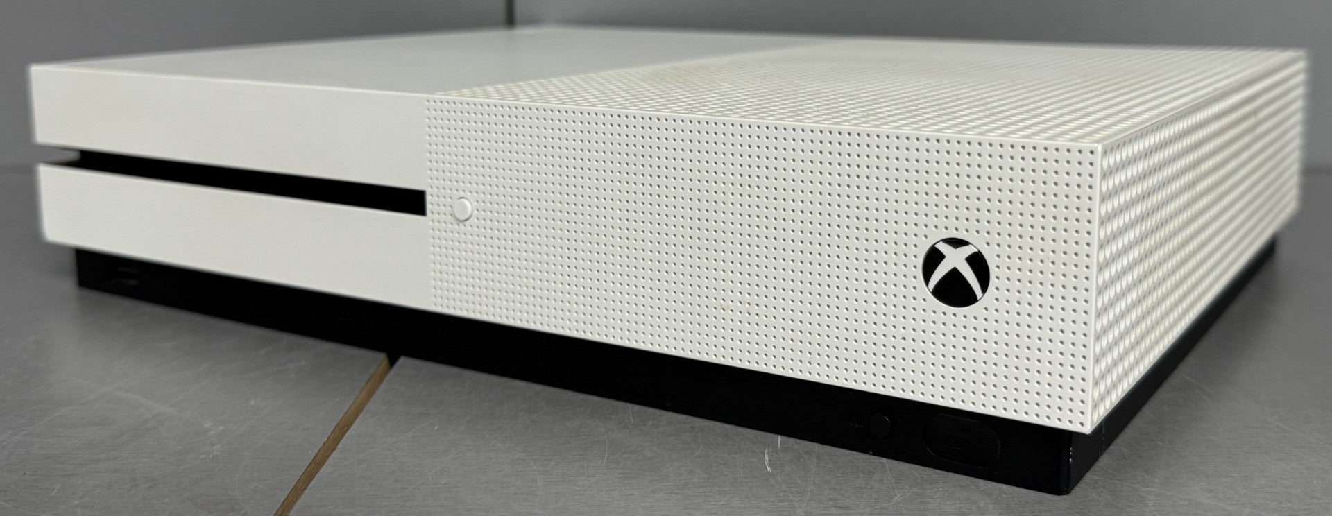 Microsoft Xbox One S 500GB Console Bundle ( + Minecraft ) ** Unboxed **