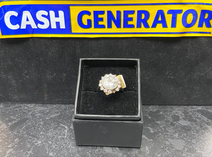 9ct Gold Ladies C/Z Ring (Size Q), 5.16g