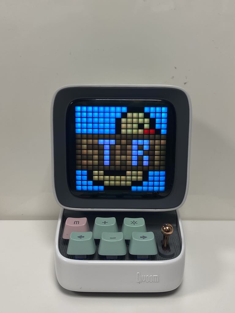 Divoom Ditoo Speaker And Games