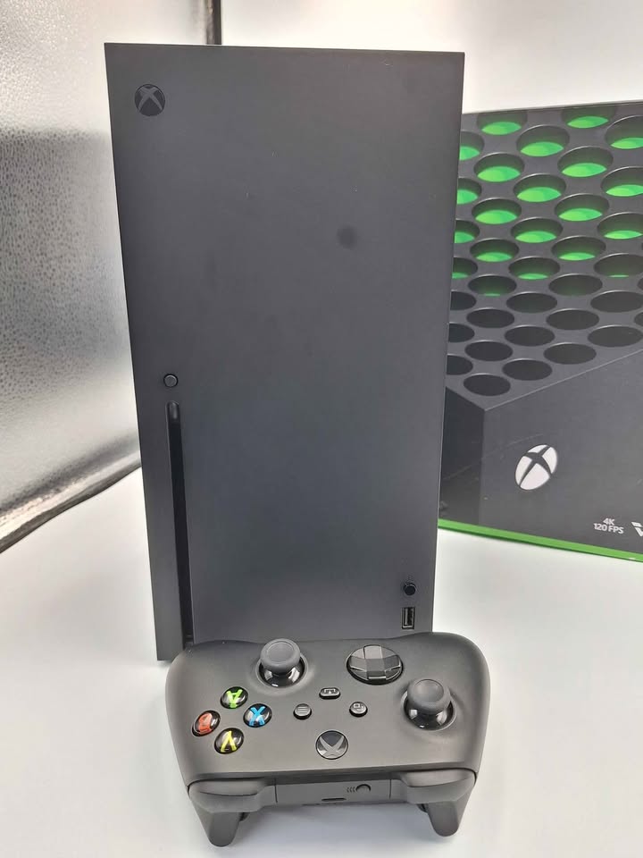 Microsoft Xbox Series X New Gen 4K Home Gaming Console - 1TB SSD - Boxed With Black Pad
