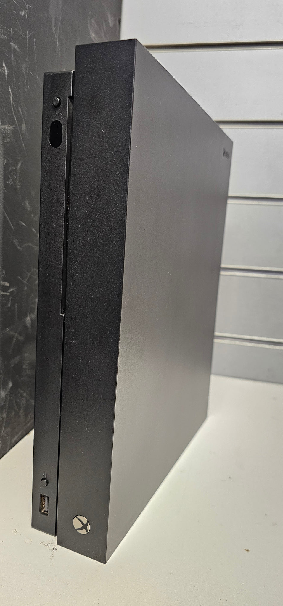 Xbox One X Console 1TB - No Controller