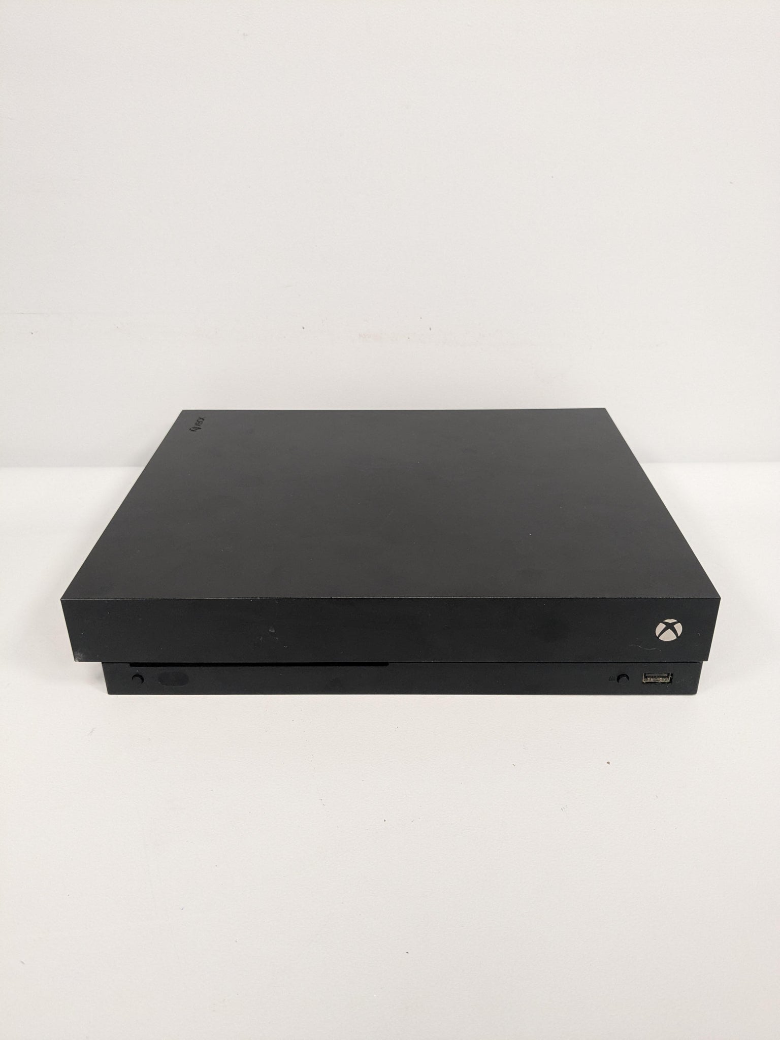 Xbox One X 1TB - Black Fallout 4 Package
