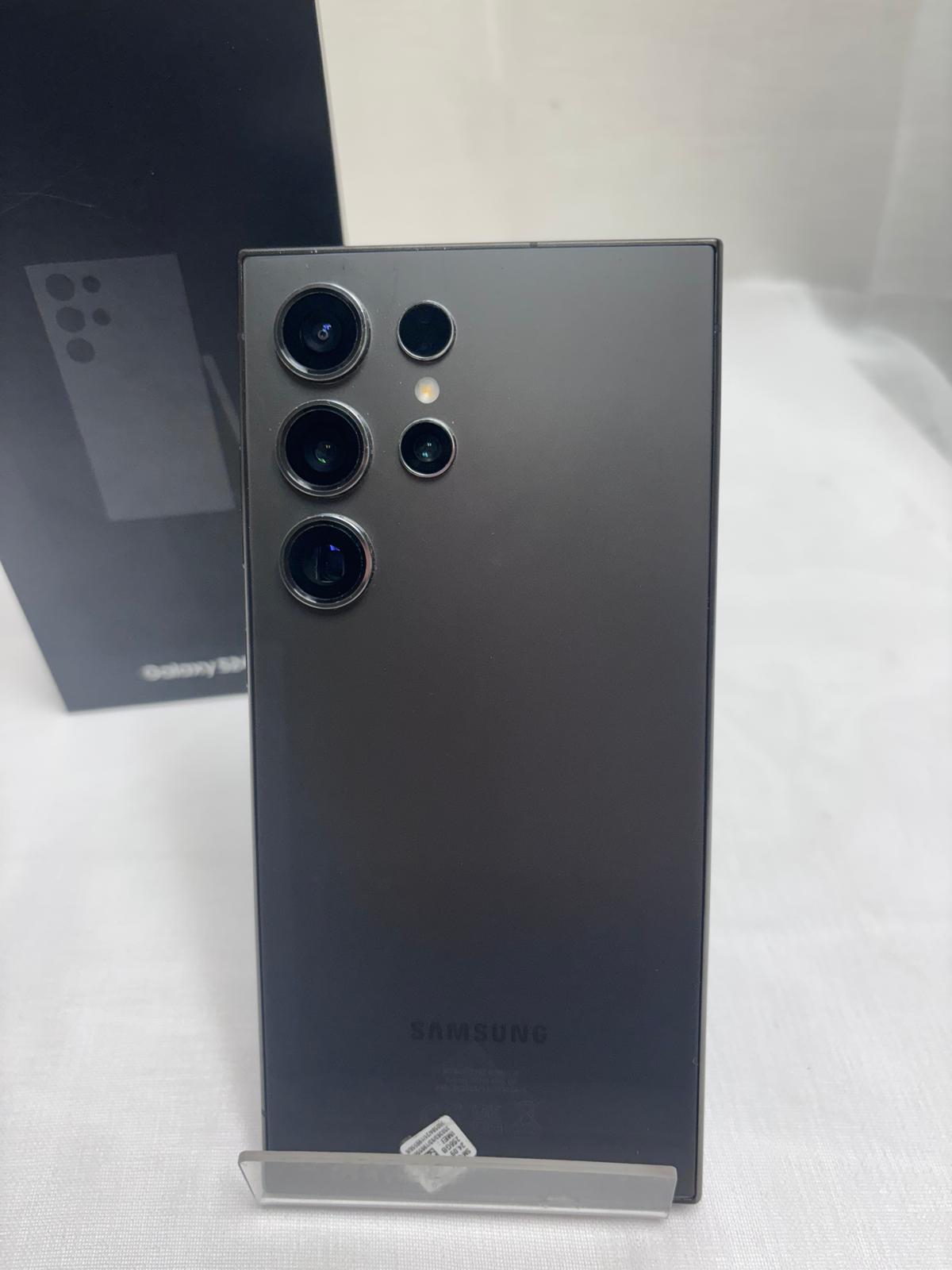 Samsung Galaxy S24 Ultra (256 GB, Titanium Black)