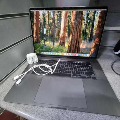 Macbook Pro 2019 A2141 32Gb RAM 500Gb i7-2.60GHZ
