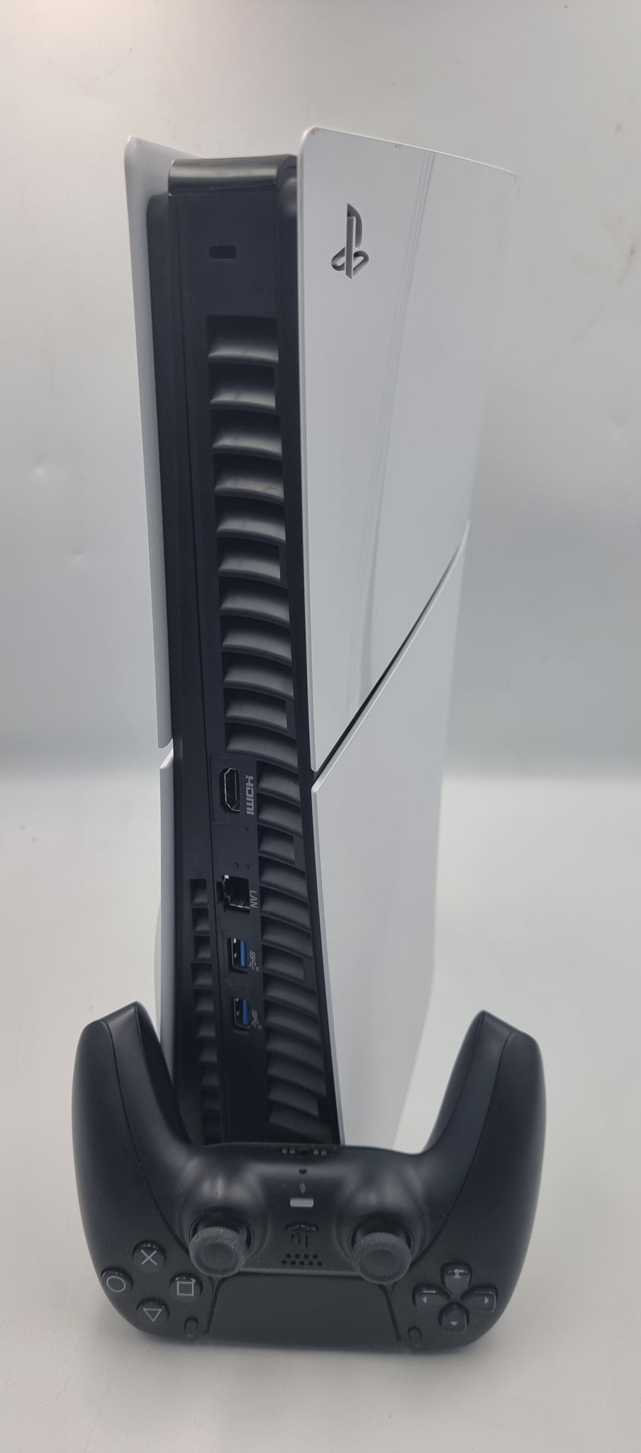 Sony PlayStation 5 slim 1TB (disc edition) Console with 1 x black dualsense controller and all leads unboxed
