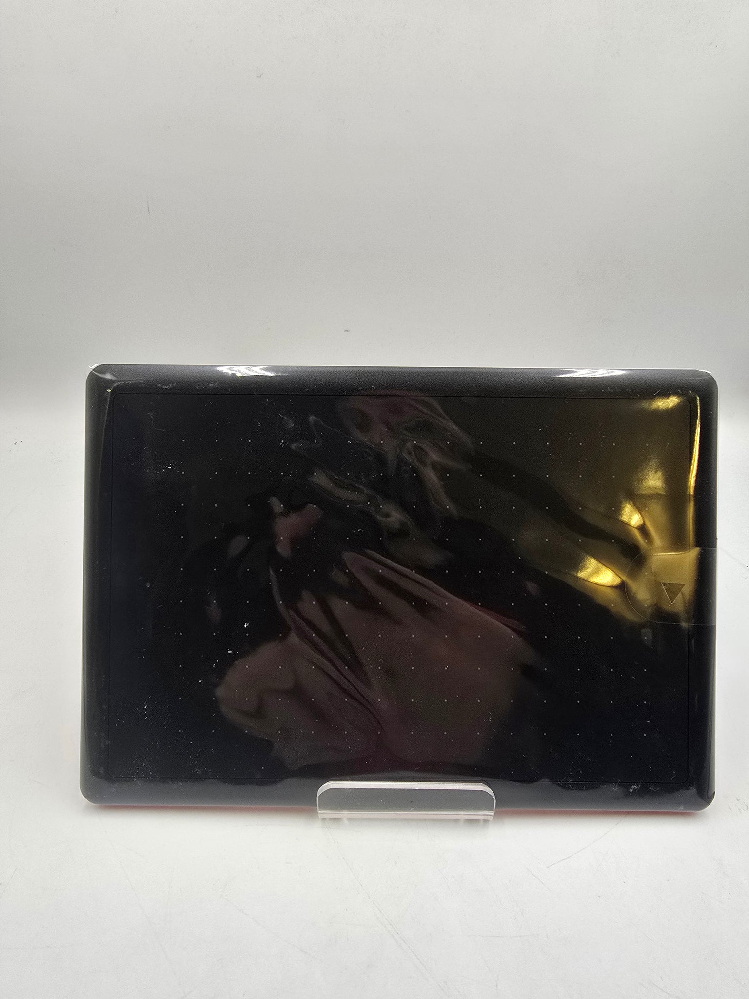 One by Wacom Graphics Tablet boxed