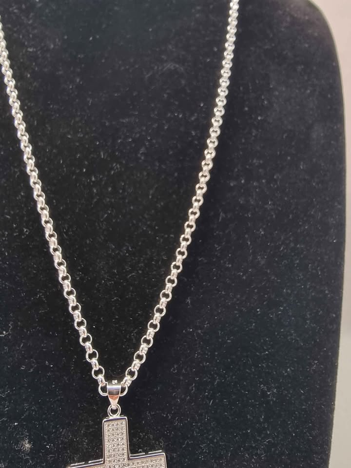 925 Sterling Silver Belcher Chain With Diamontè Cross Pendant - 24" Long - 17.4 Grams *BRAND NEW*