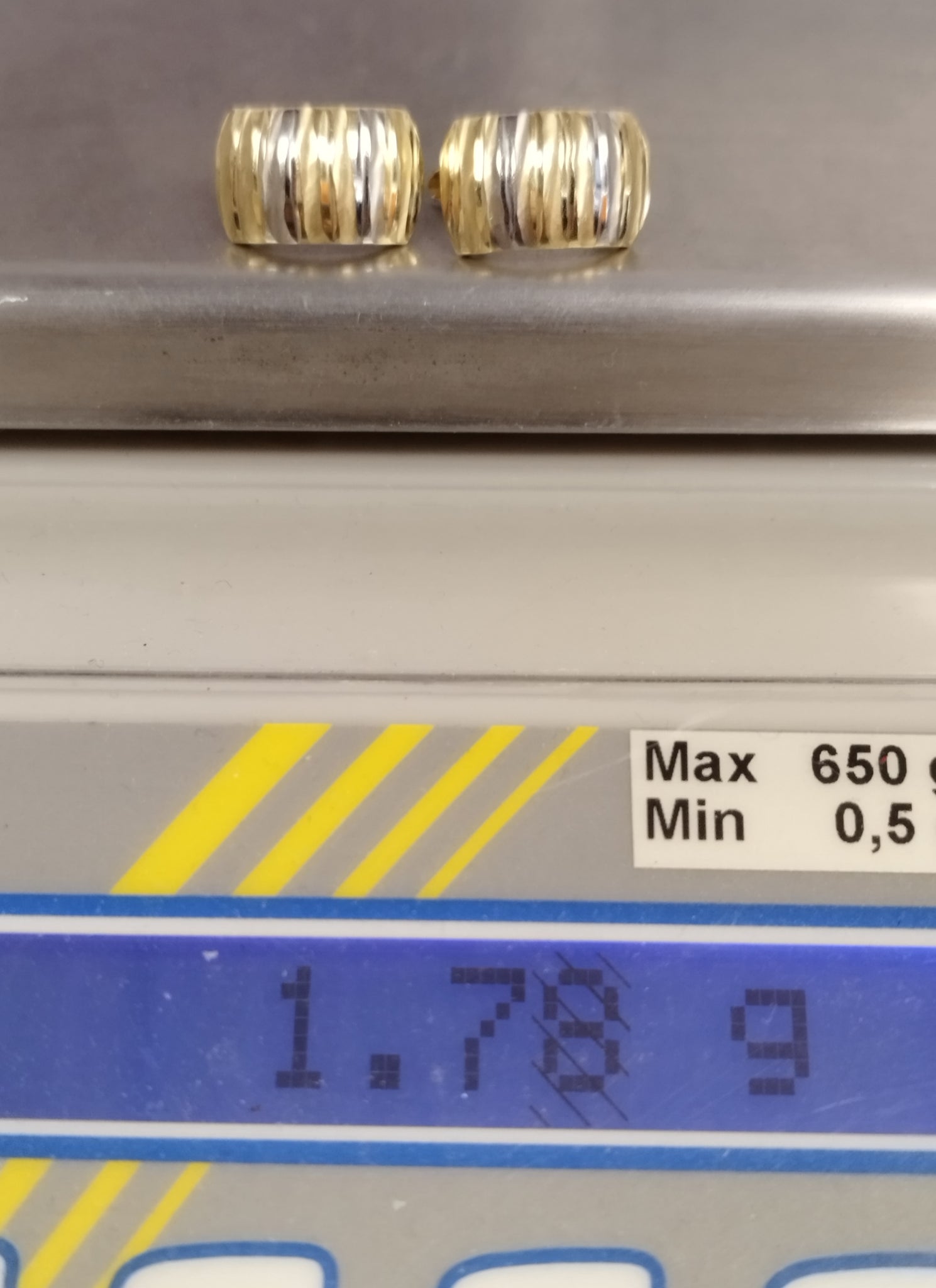 14ct Yellow & White Gold Hinge & Post Textured Earrings