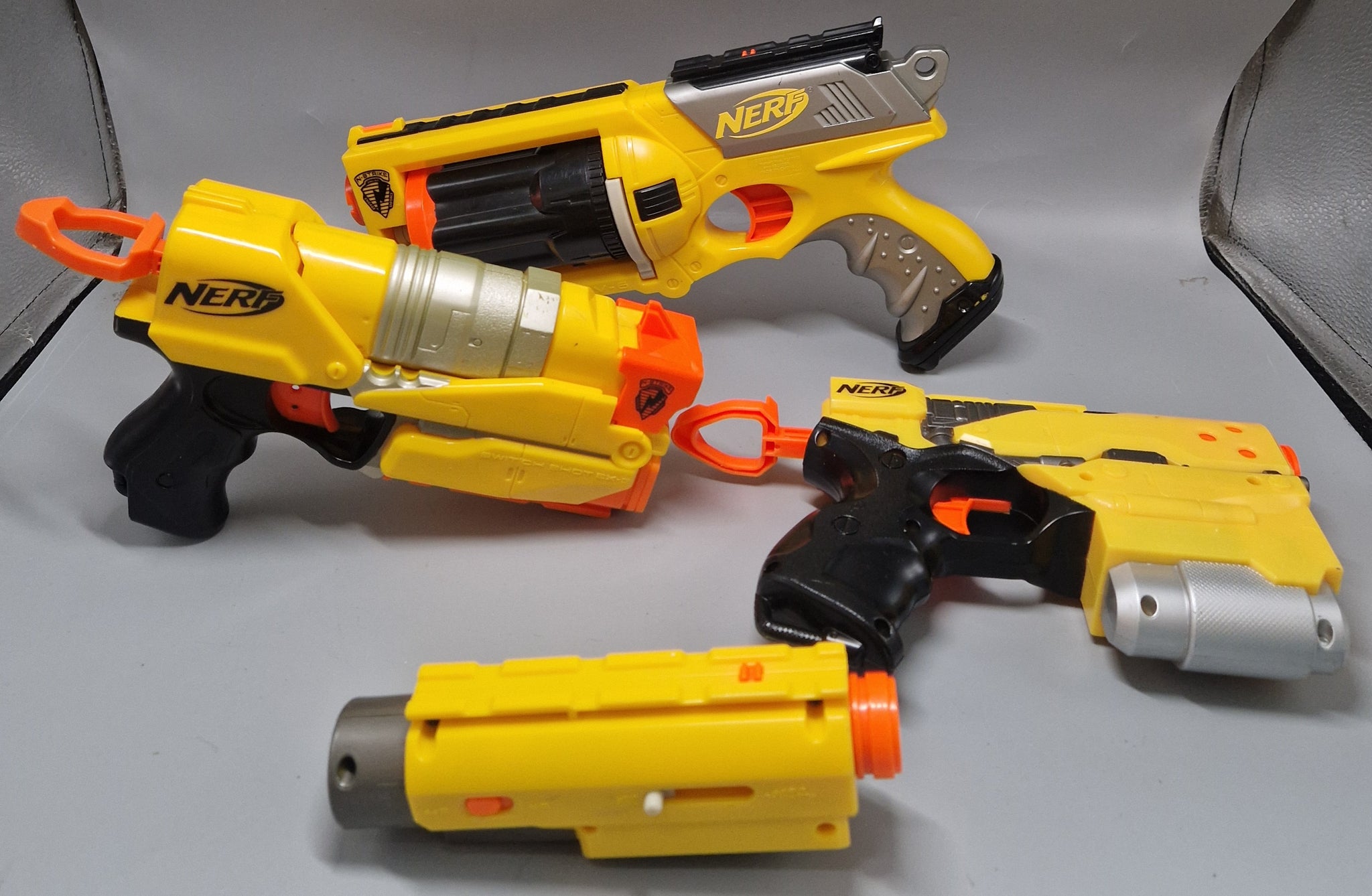 Nerf Guns Yellow Set x6 Guns And Bits *collection only*
