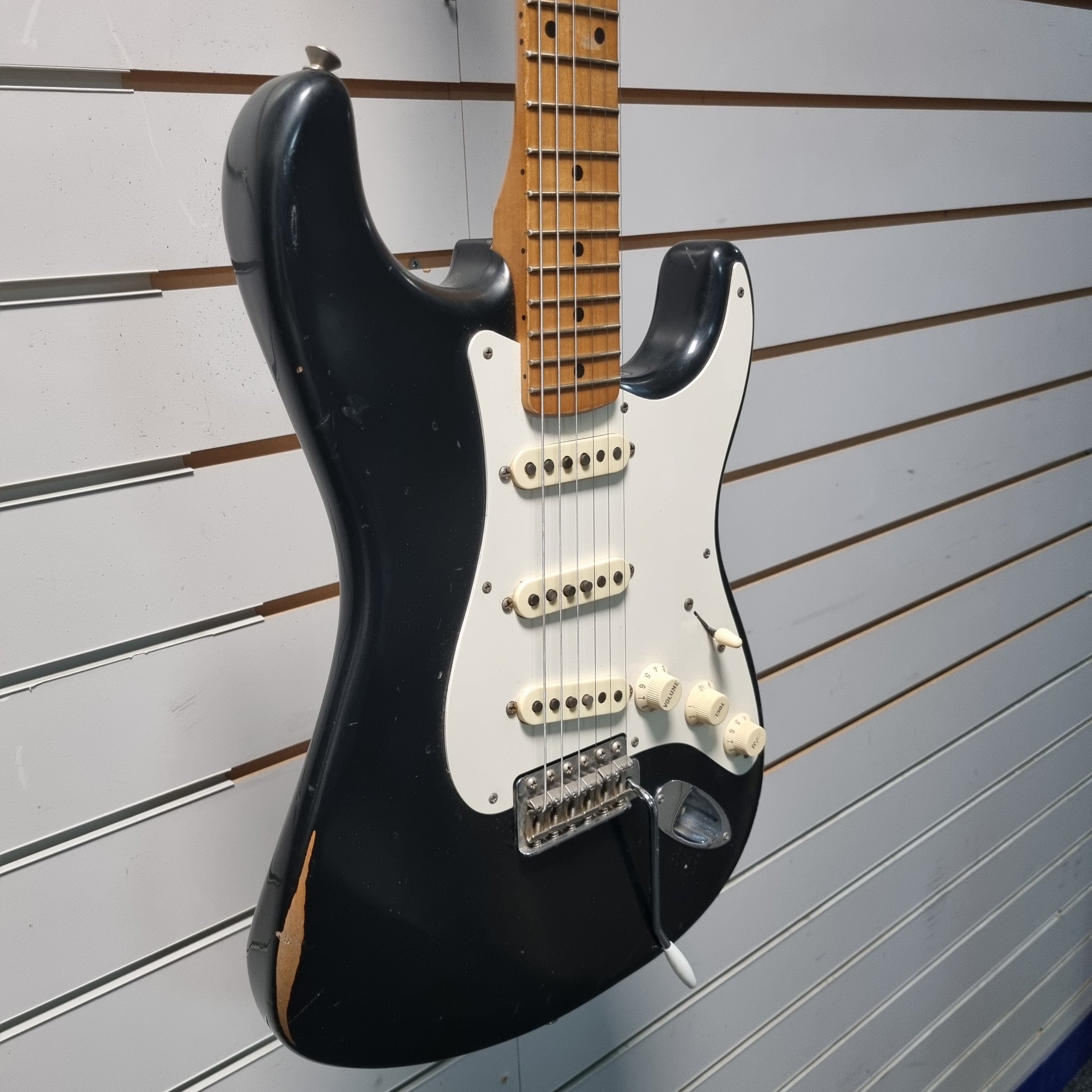 Fender Road Worn 50's Stratocaster in Black