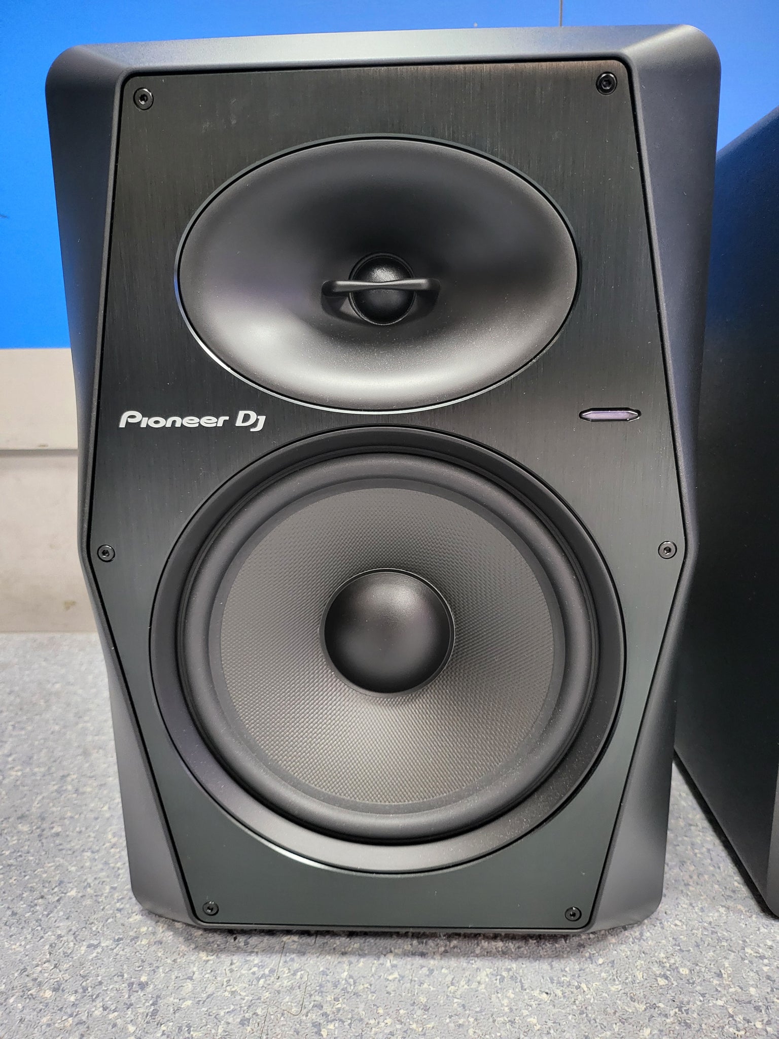 Pioneer DJ VM-80 (Pair) Active Monitor Speakers