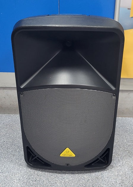 Behringer Eurolive B115D 1000 Watts Active 2-Way 15" PA Speaker System