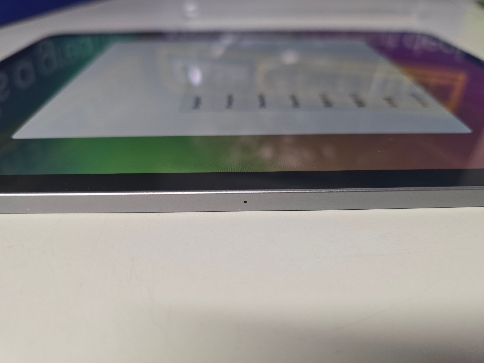 iPad Pro 11" 4th Gen (A2761) 128GB - Space Grey, Unlocked