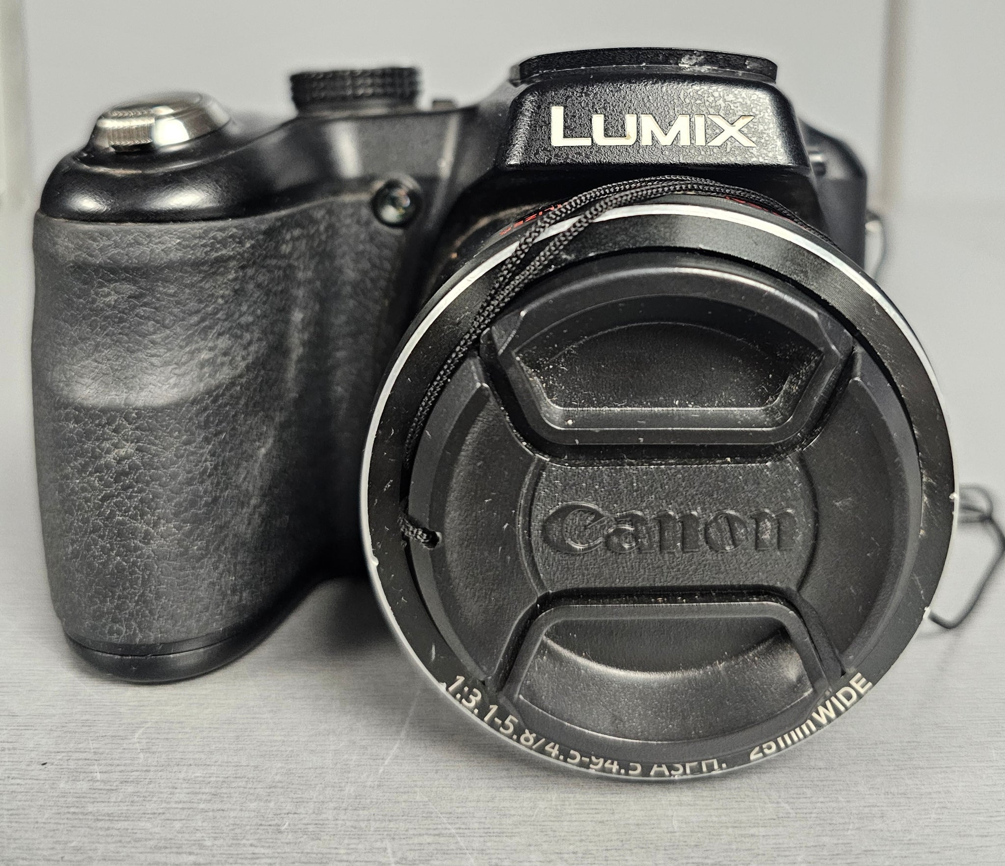 Panasonic Lumix DMC-LZ20 - Digital Camera - Compact - 16.1 MP - 720P - 21x Optical Zoom - Black