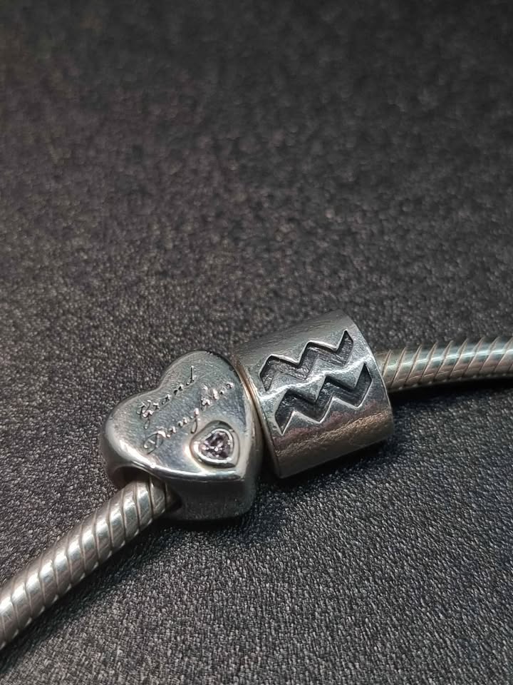 Pandora (ALE 925) Sterling Silver Charm Bracelet With 2x Charms (Granddaughter) - Boxed - 8" Long