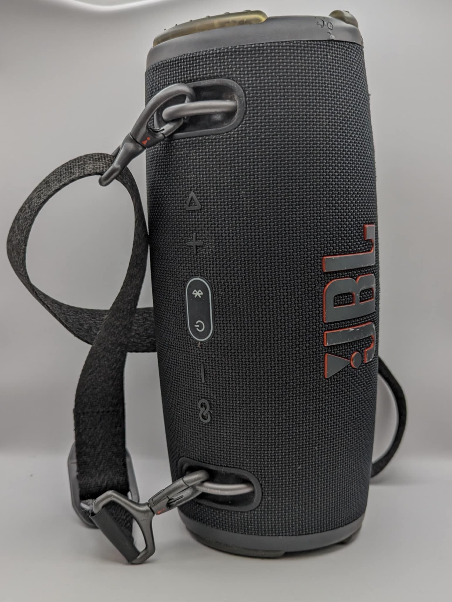 JBL Xtreme 3 Wireless Splashproof Bluetooth Speaker