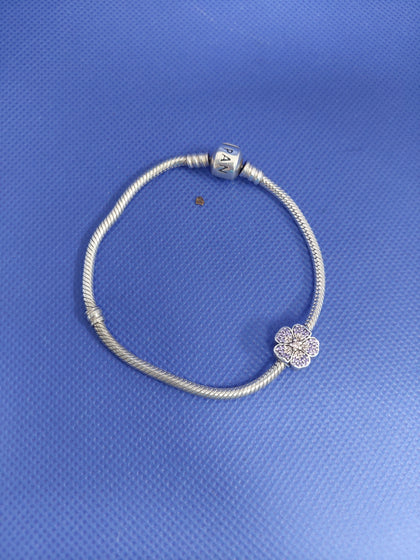 18.1g 925 Pandora Bracelet with 1 Pandora Charm