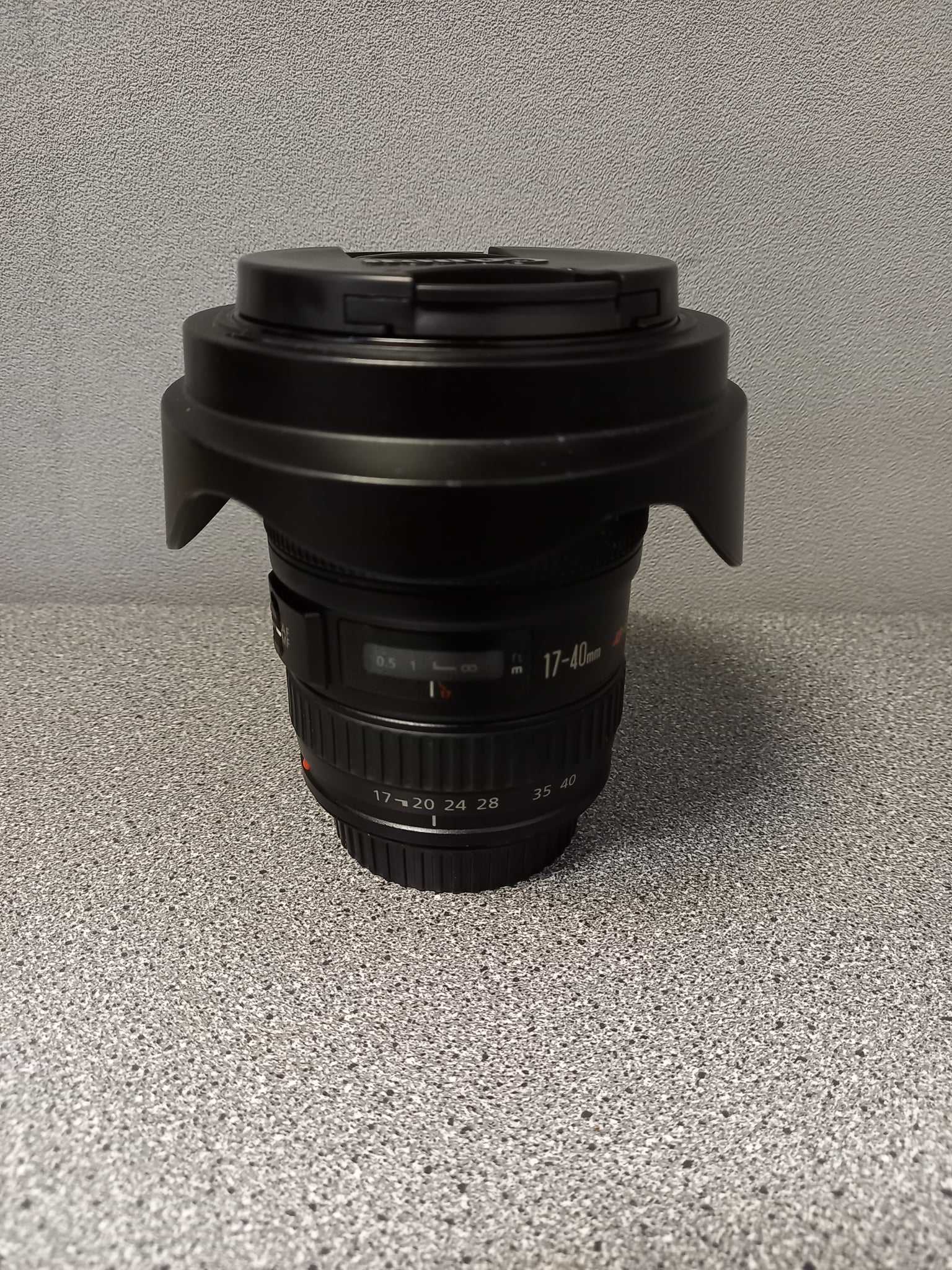 Canon EF 17-40mm f/4L USM Lens