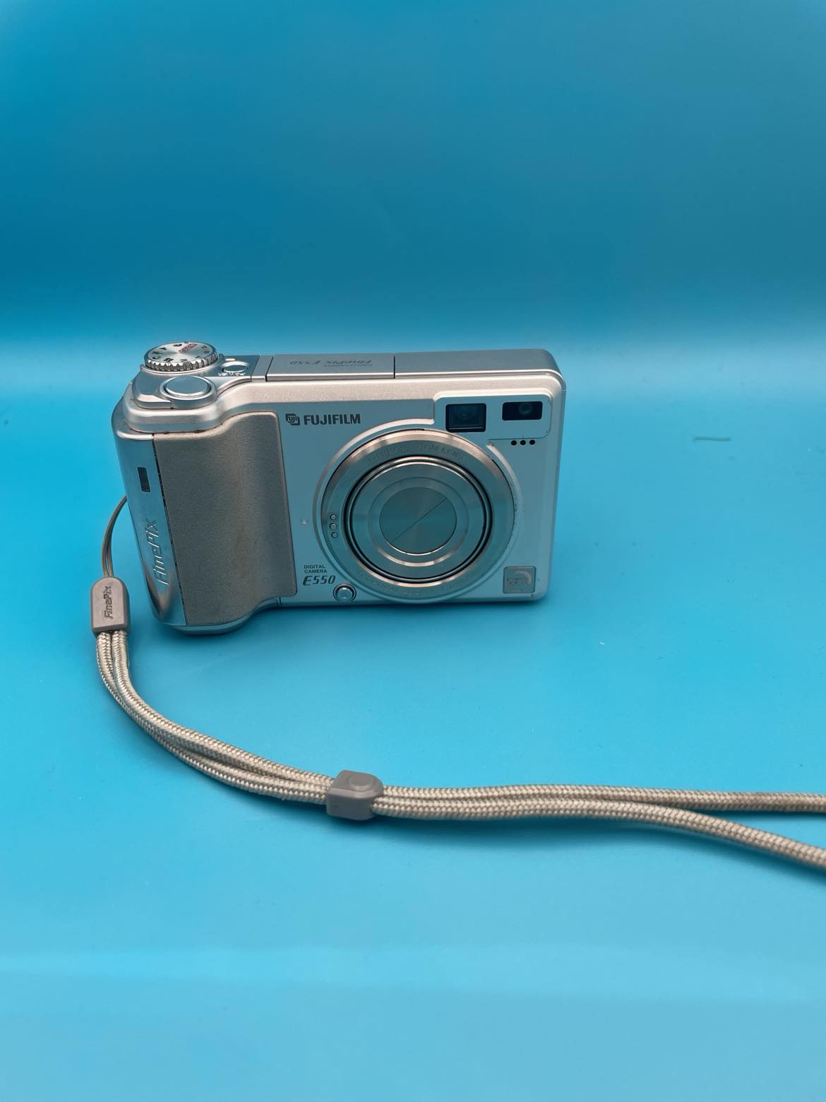 FUJIFILM E550 DIGITAL