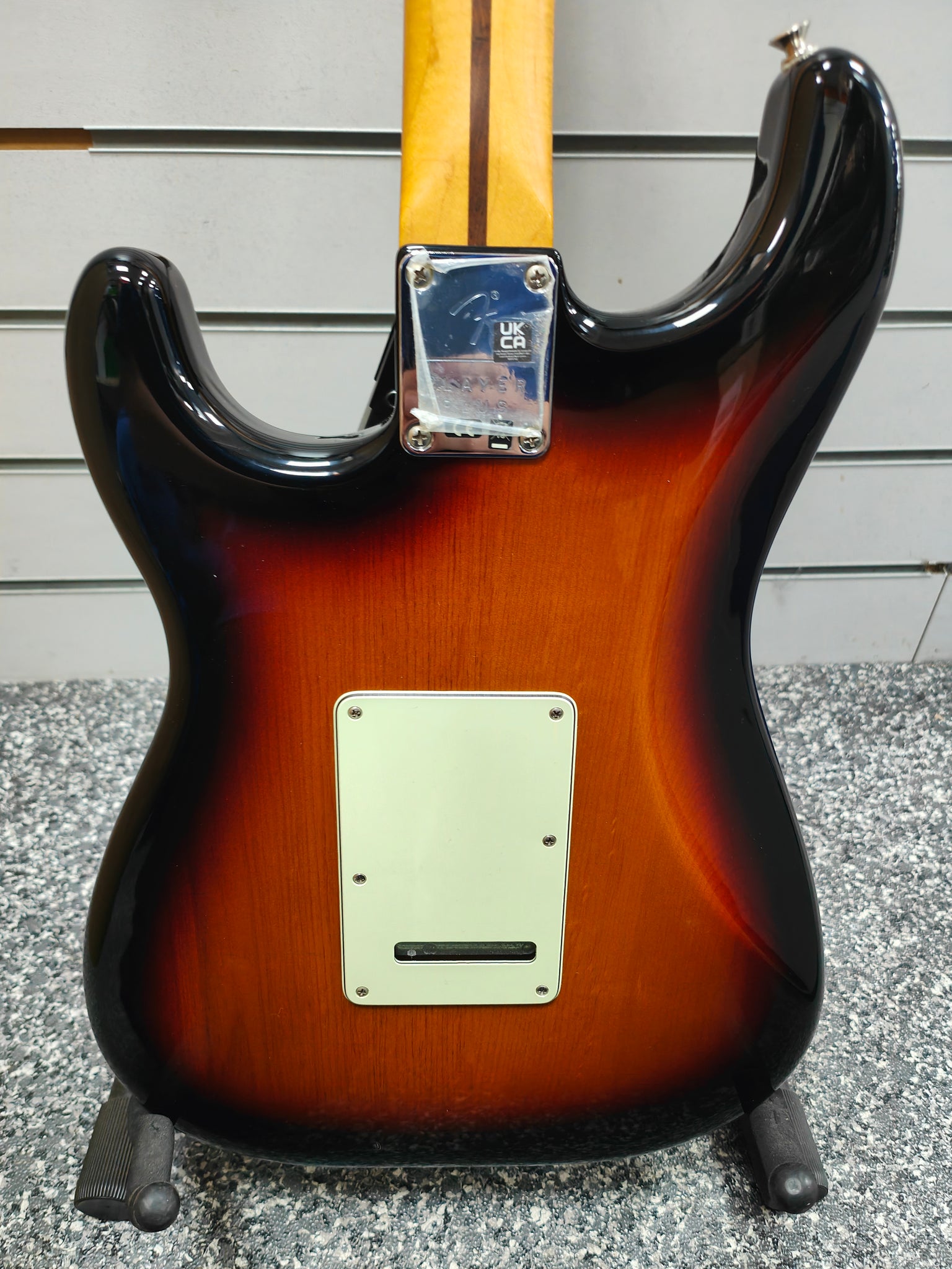 Fender Player Plus Stratocaster® HSS 3-Colour Sunburst