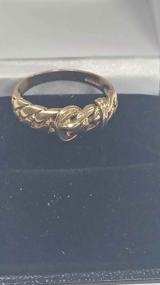 9k buckle Gold Ring