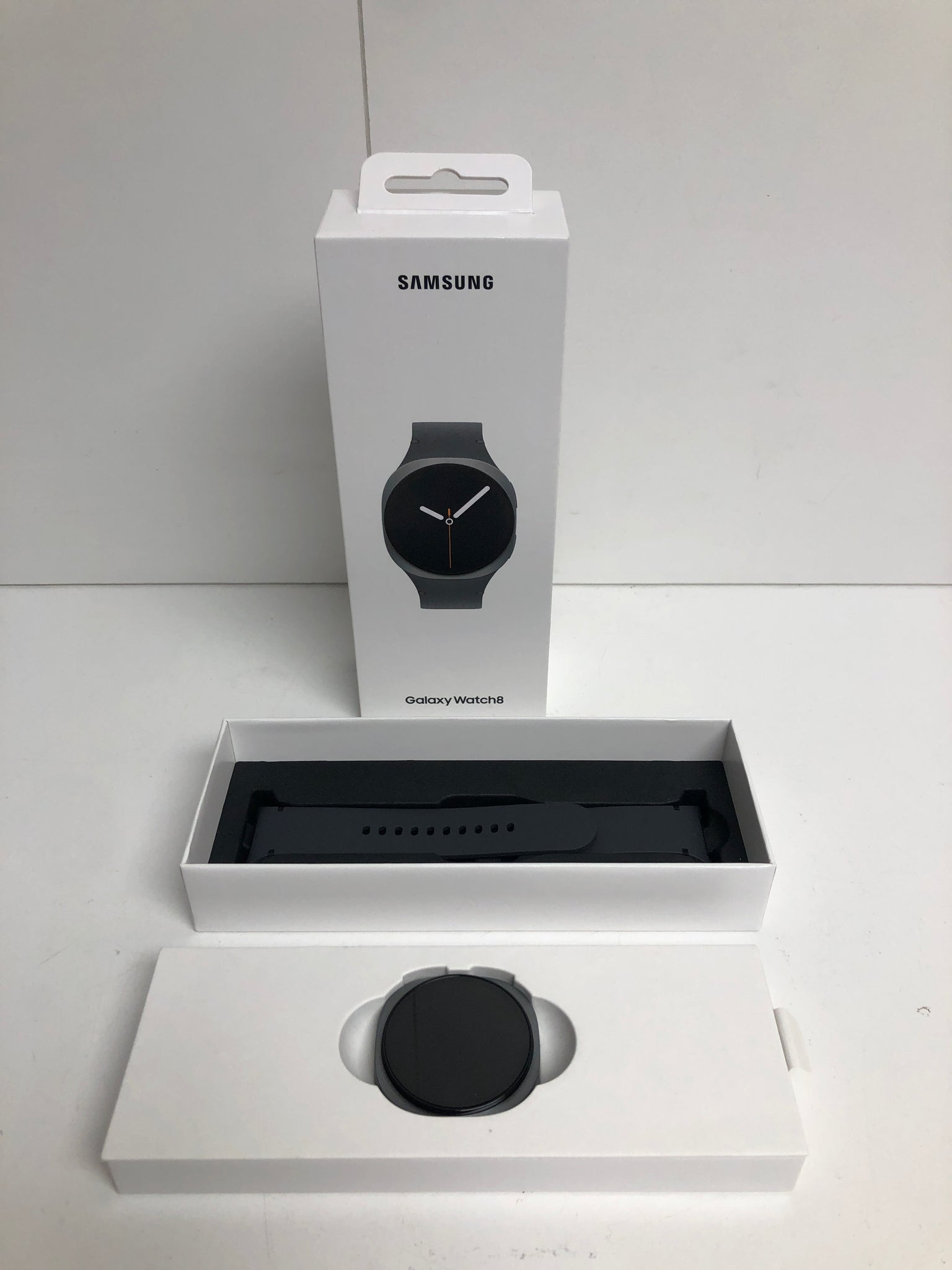 Samsung Galaxy Watch8 with Bixby - Graphite, 40 mm