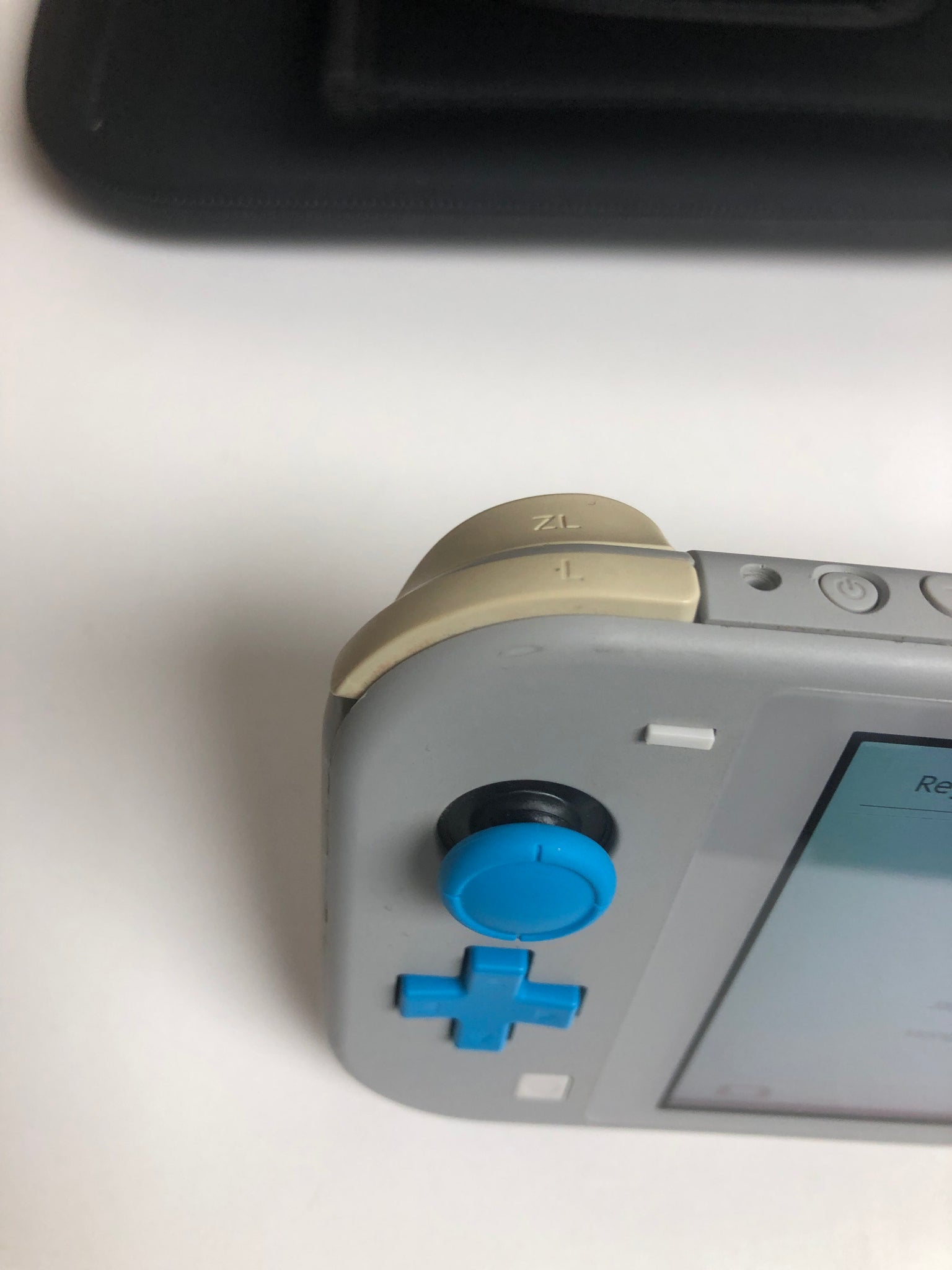 Nintendo Switch Lite pokemon eddition