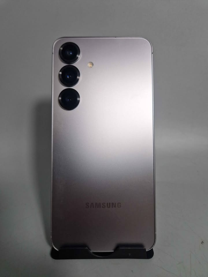 Samsung Galaxy S25 256GB Silver Shadow, Unlocked B | Cash Generator