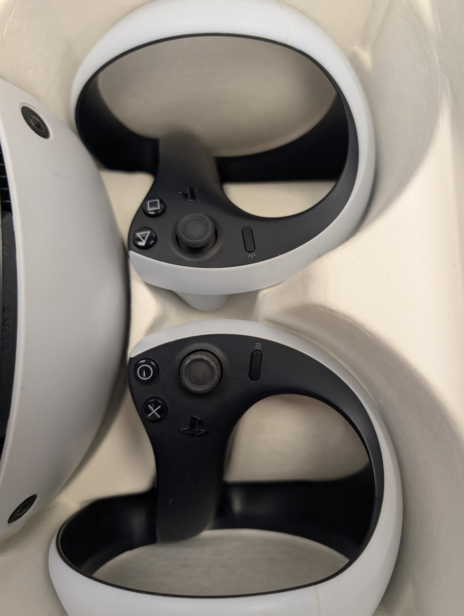 Playstation VR2 Headset (No headphones or straps)