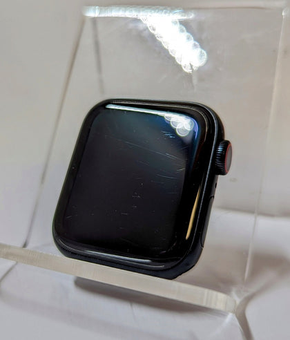 Apple Watch SE 2023 2nd Generation - 40mm - GPS + Cellular - S/M