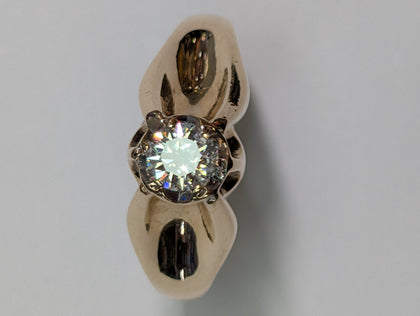 9ct gold single diamond ring