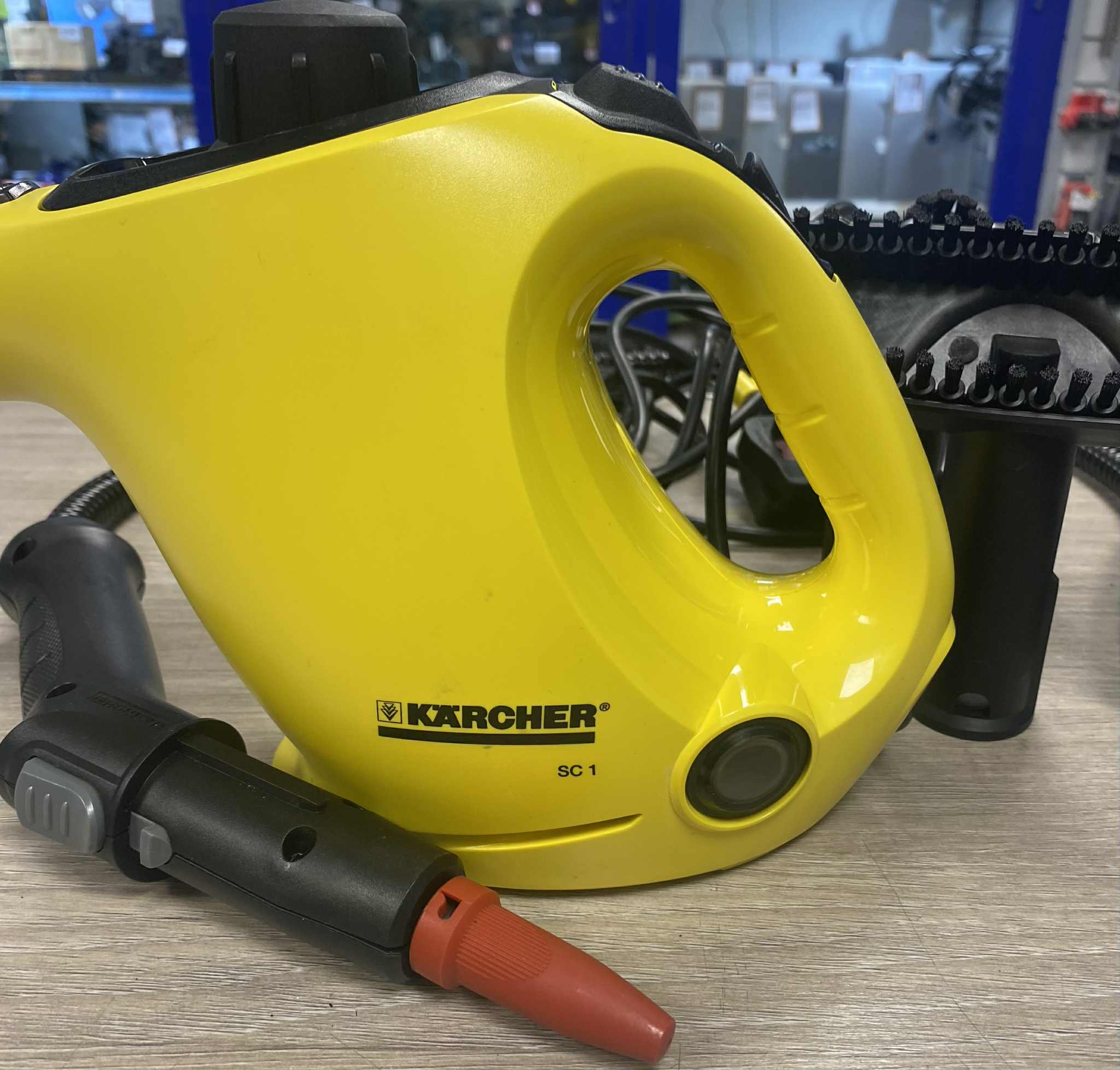 Karcher steam cleaner