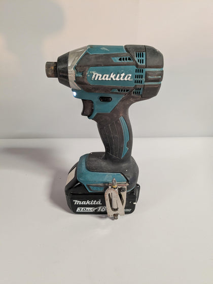 Makita DTD152 18V LXT Cordless Impact Driver (Body & Battery)