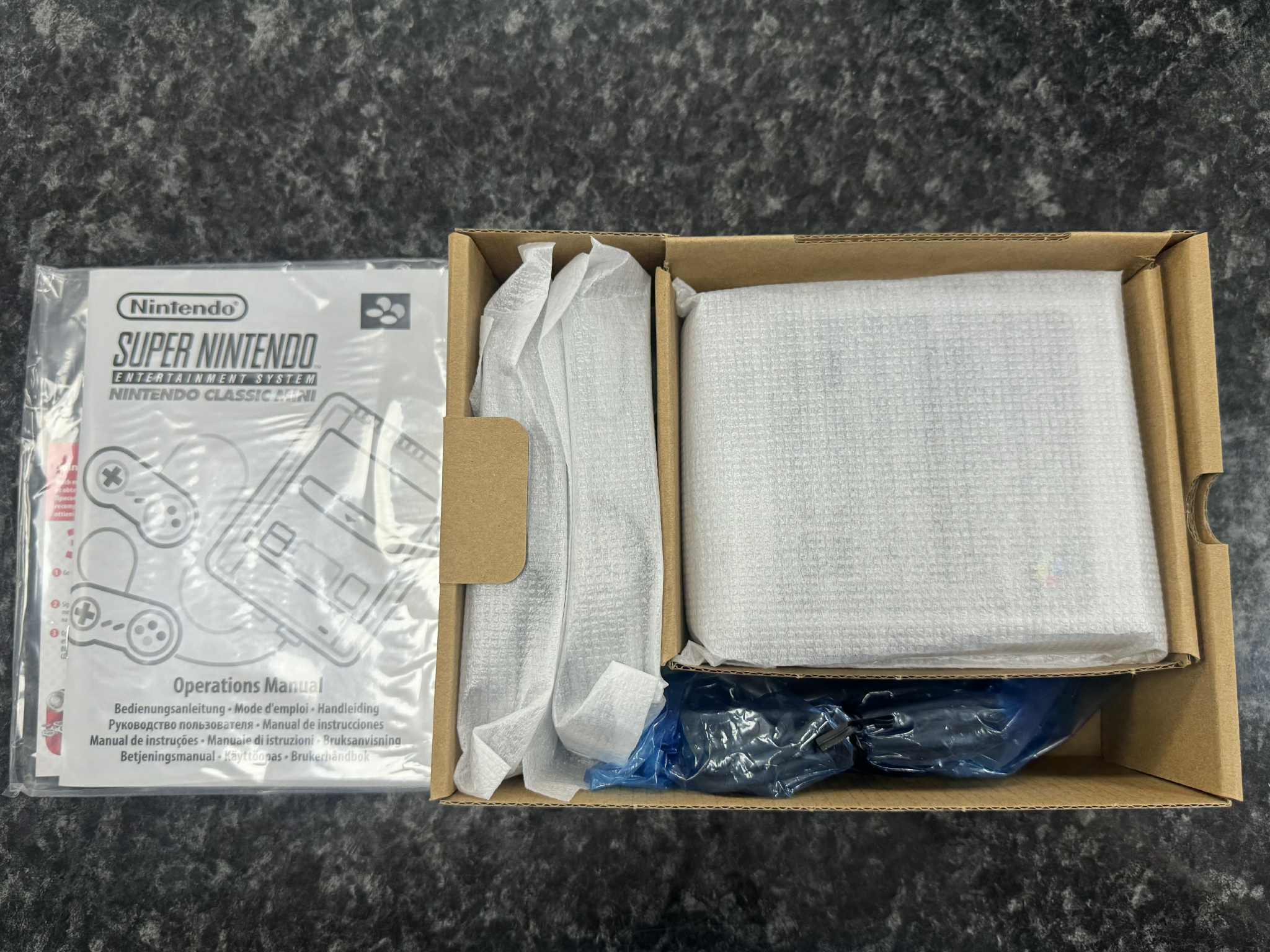 Super Nintendo Classic Mini - Boxed, Like New