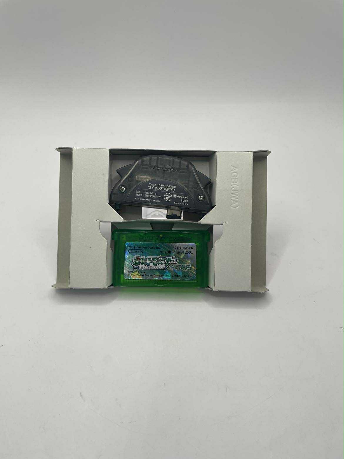 POKEMON EMERALD NINTENDO GAME BOY