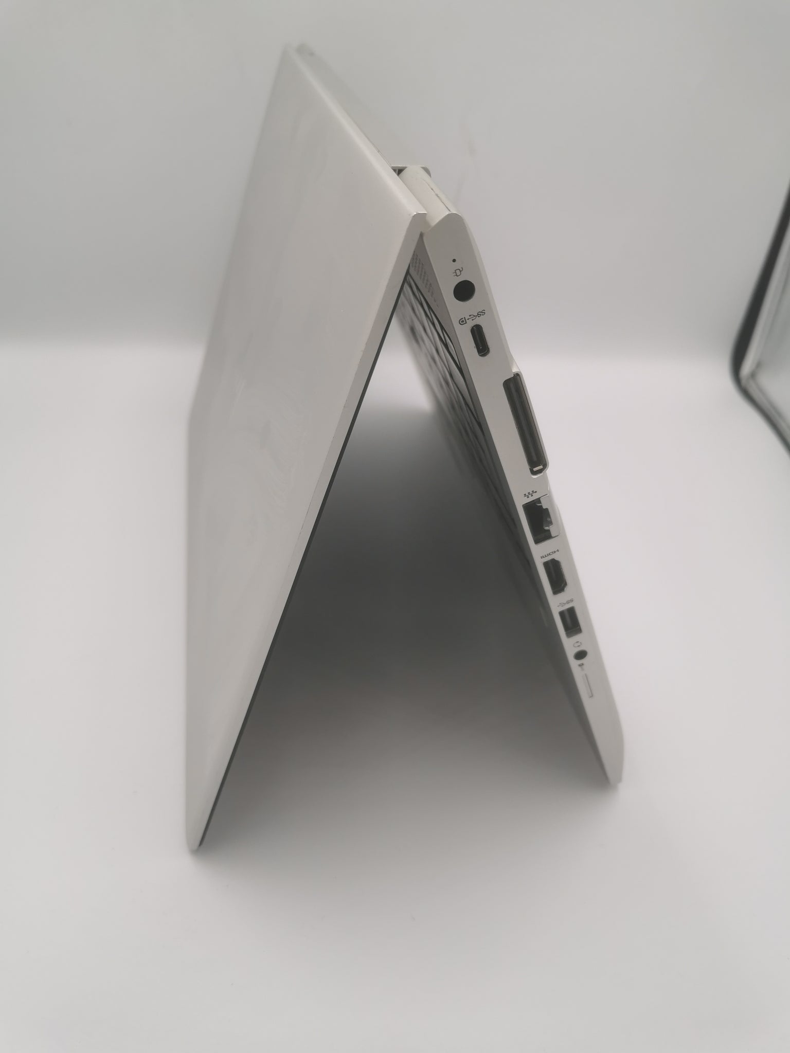 HP 735 G6/Ryzen 7 3700U/16GB RAM/256GB SSD/13"/W10/Unboxed/64% BH