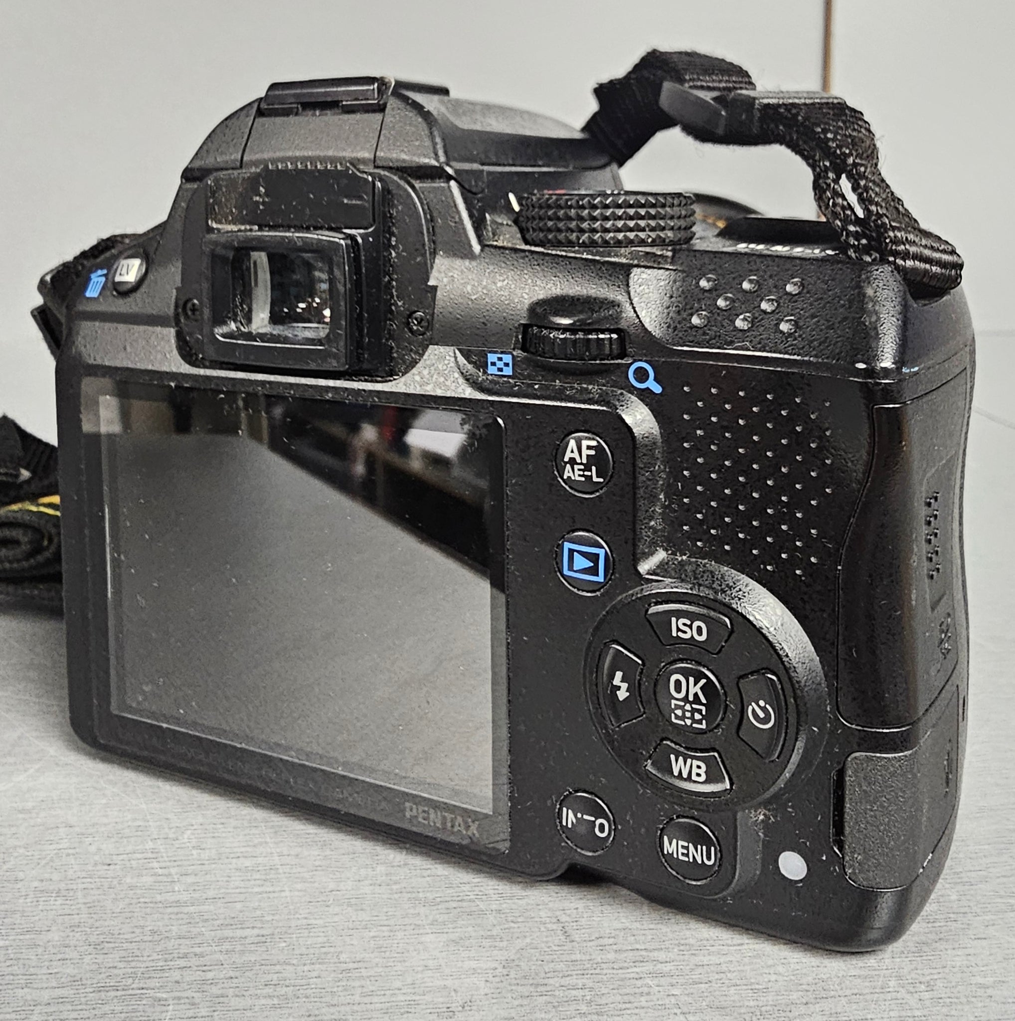 Pentax K-30 DSLR Camera + Pentax 16-50mm ED AL Lens