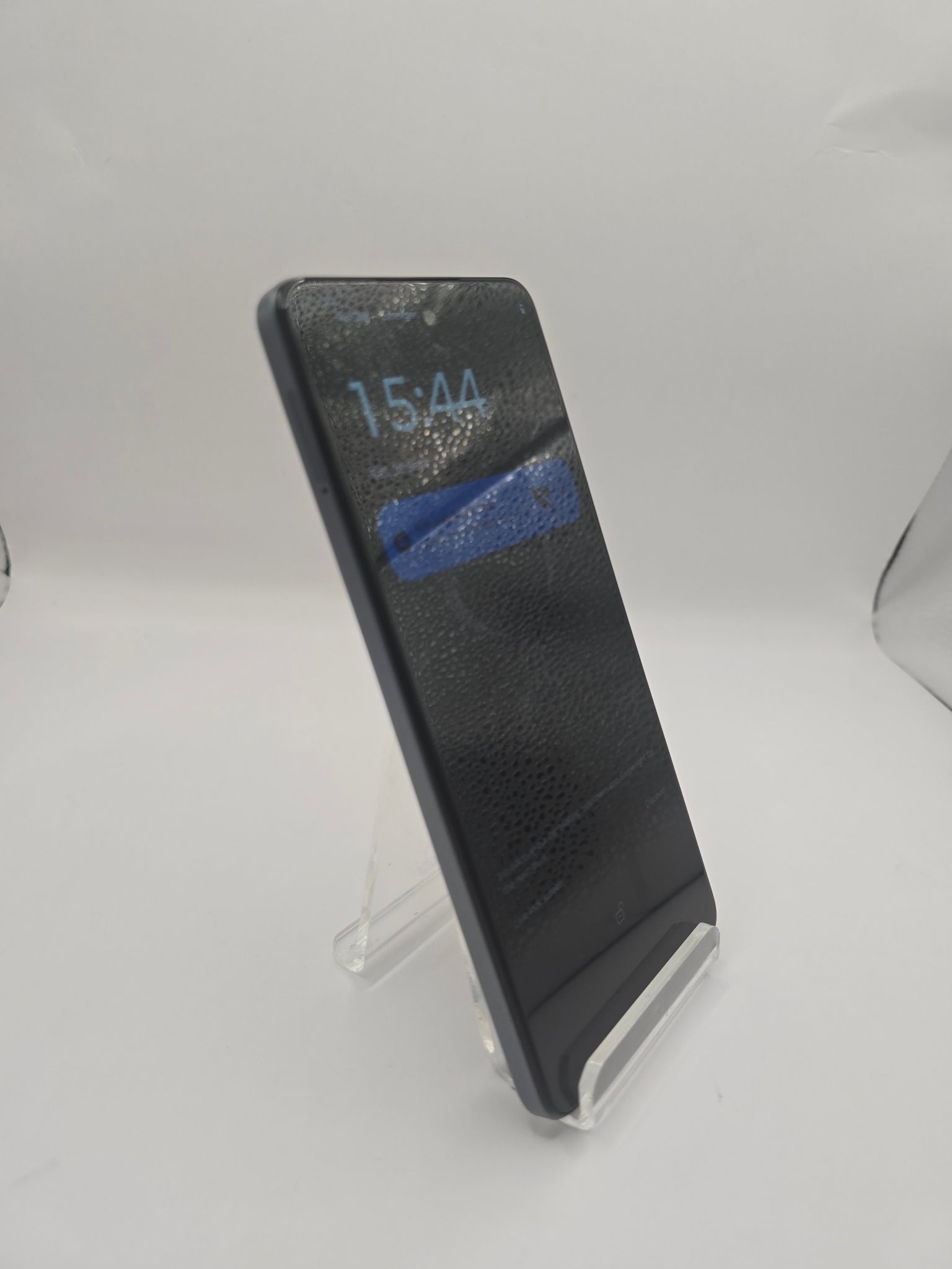 Motorola Moto G24 - 128 GB, Matt Charcoal open