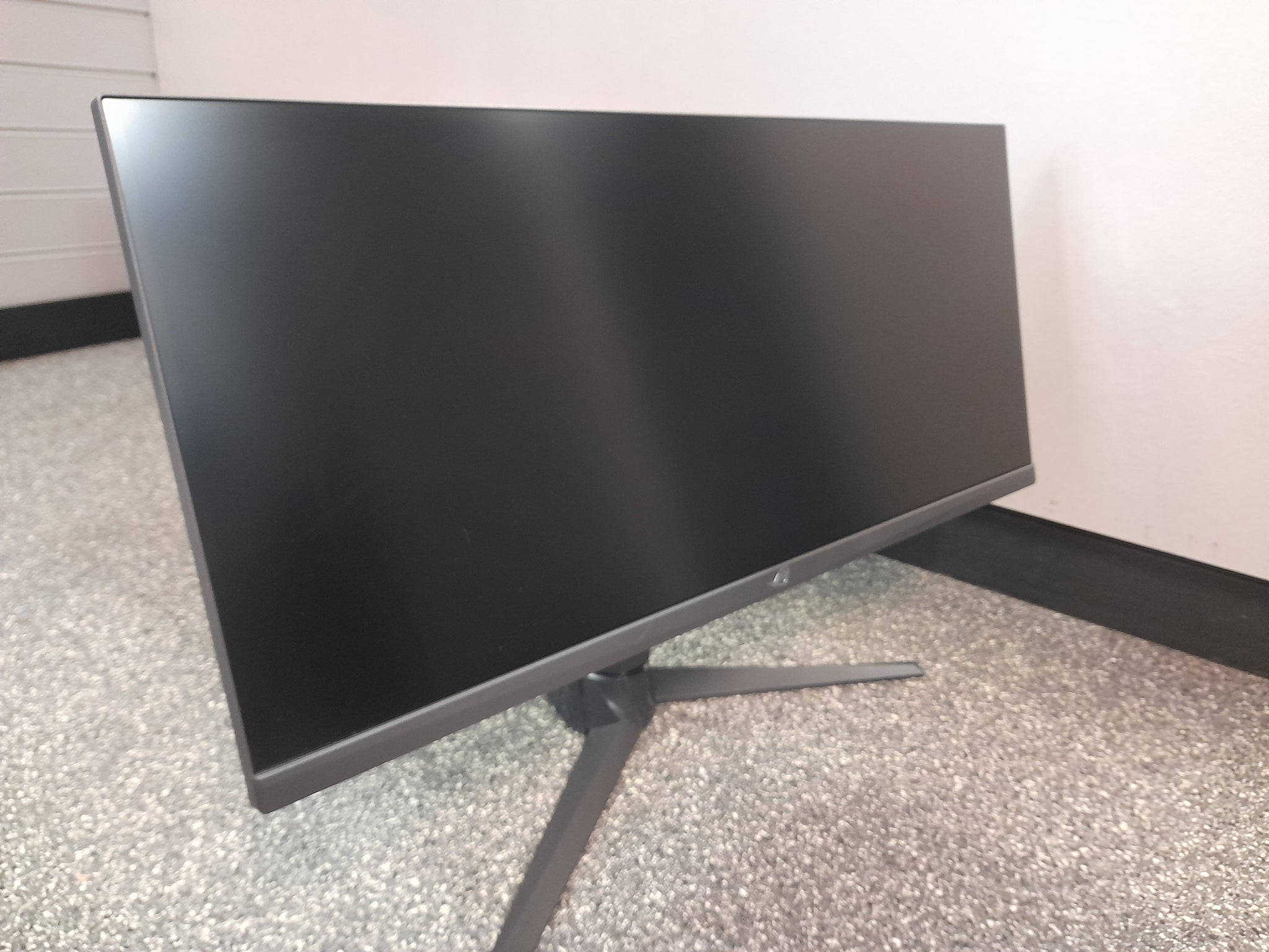 Asus ROG Strix XG309CM Gaming Monitor