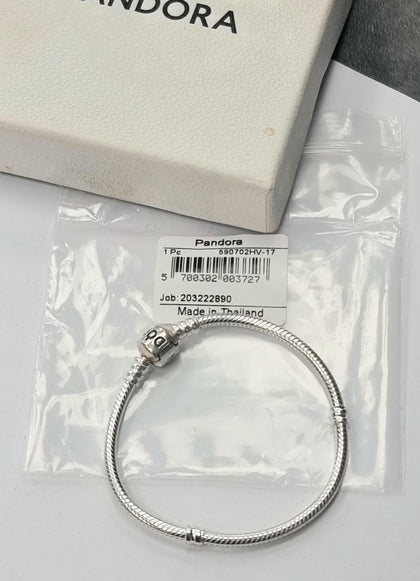 Pandora Bracelet 925 Silver 590702HV **New ** 17cm