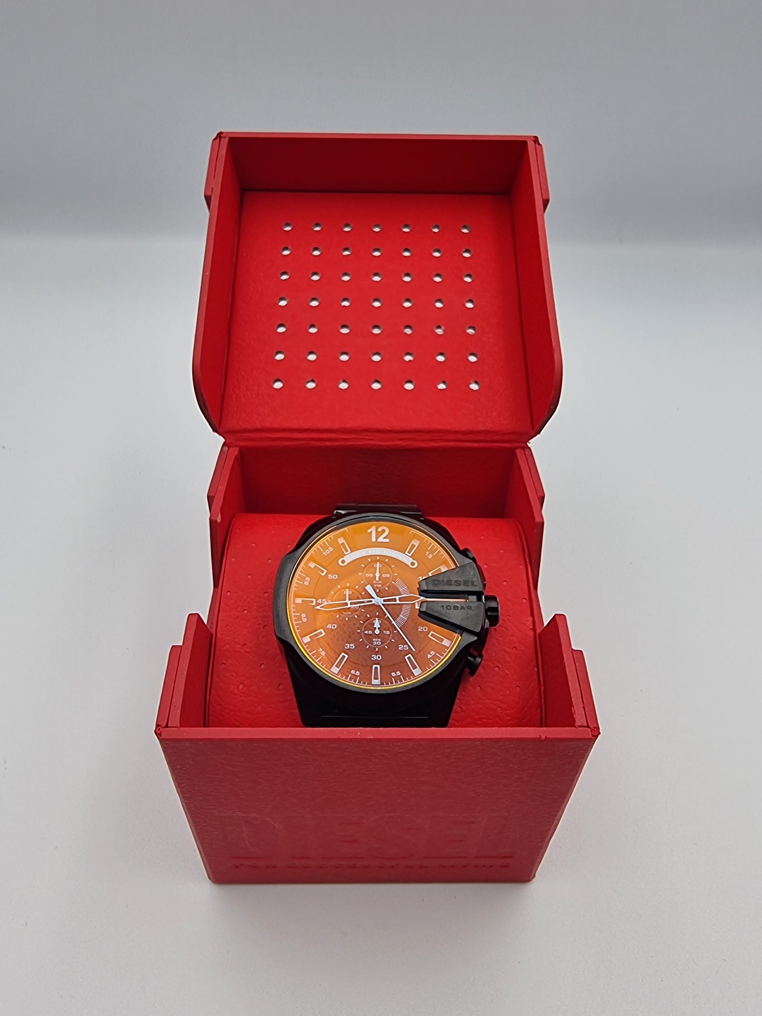Diesel Mega Quartz Men's Watch - Chronograph, With Date, Stainless Steel Bracelet - Comes With Original Box
