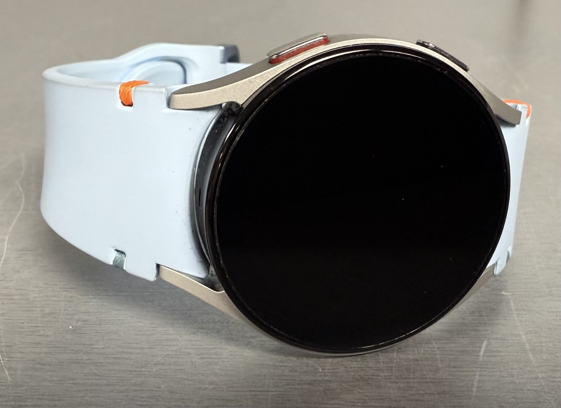 Samsung Galaxy Watch FE Bluetooth 40mm Smart Watch - Blue ** Boxed **