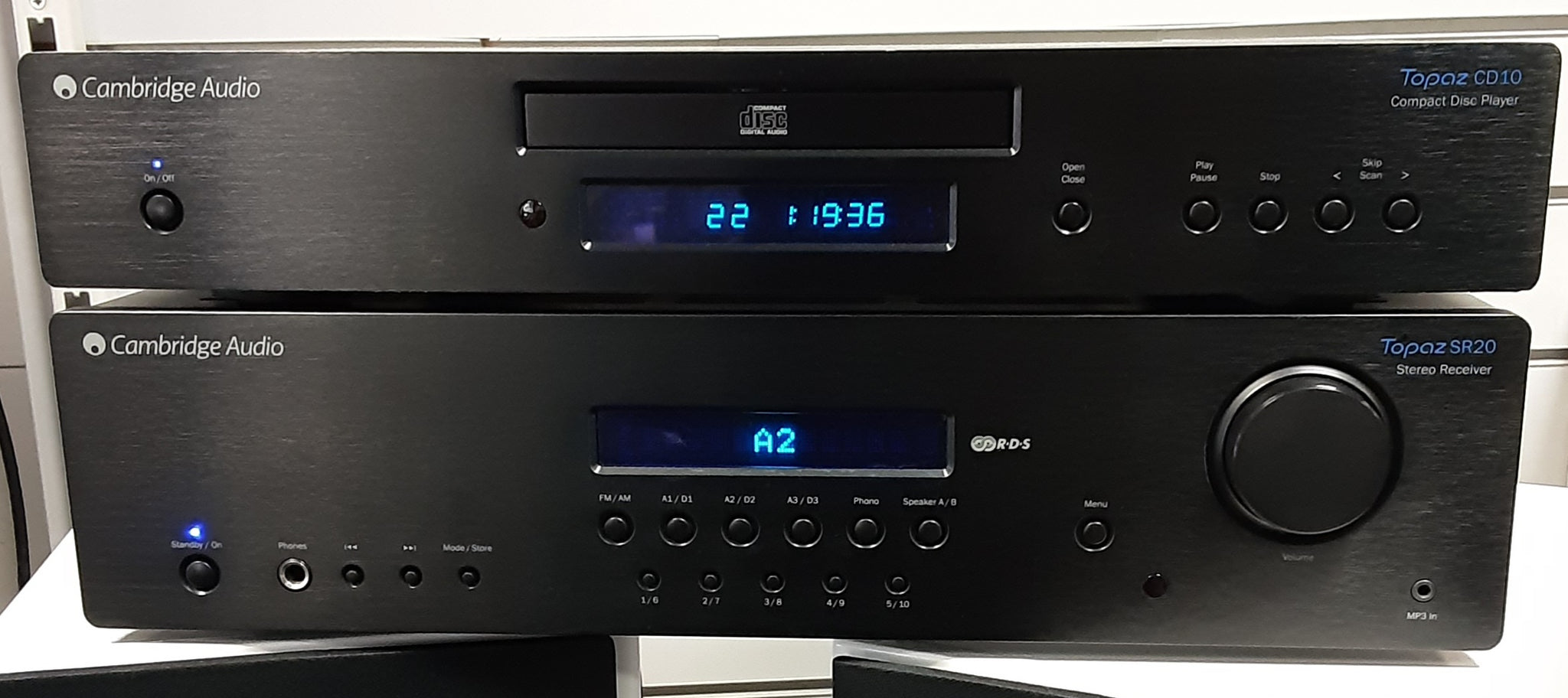 Cambridge Audio/Dali Speaker set