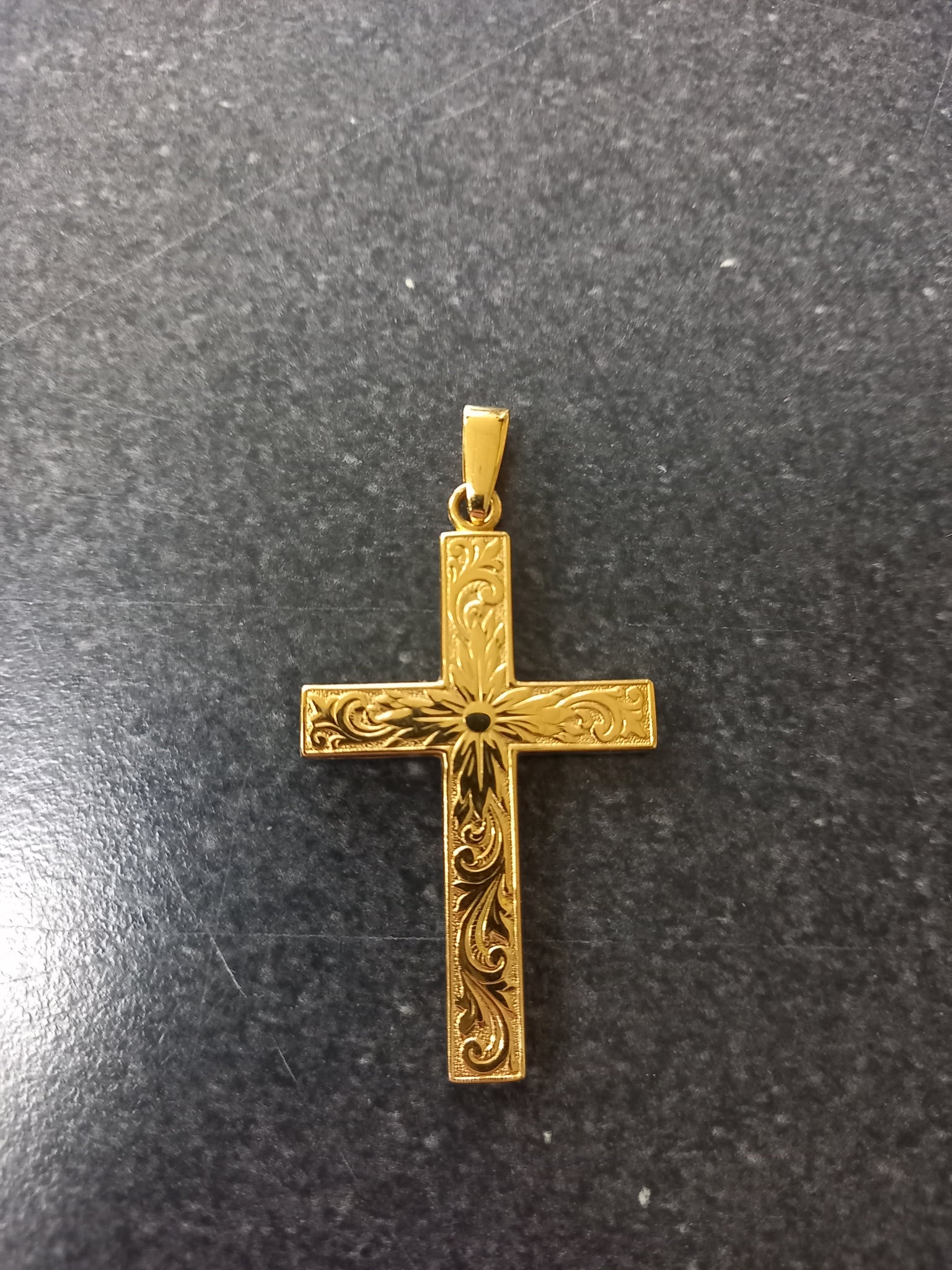 9ct Gold Cross
