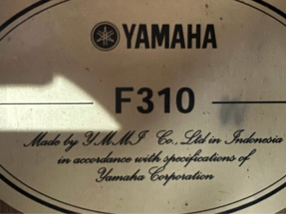 Yamaha F310 Full Size Acoustic Guitar - **DAMAGE TO BACK OF GUITAR** Please See Photos