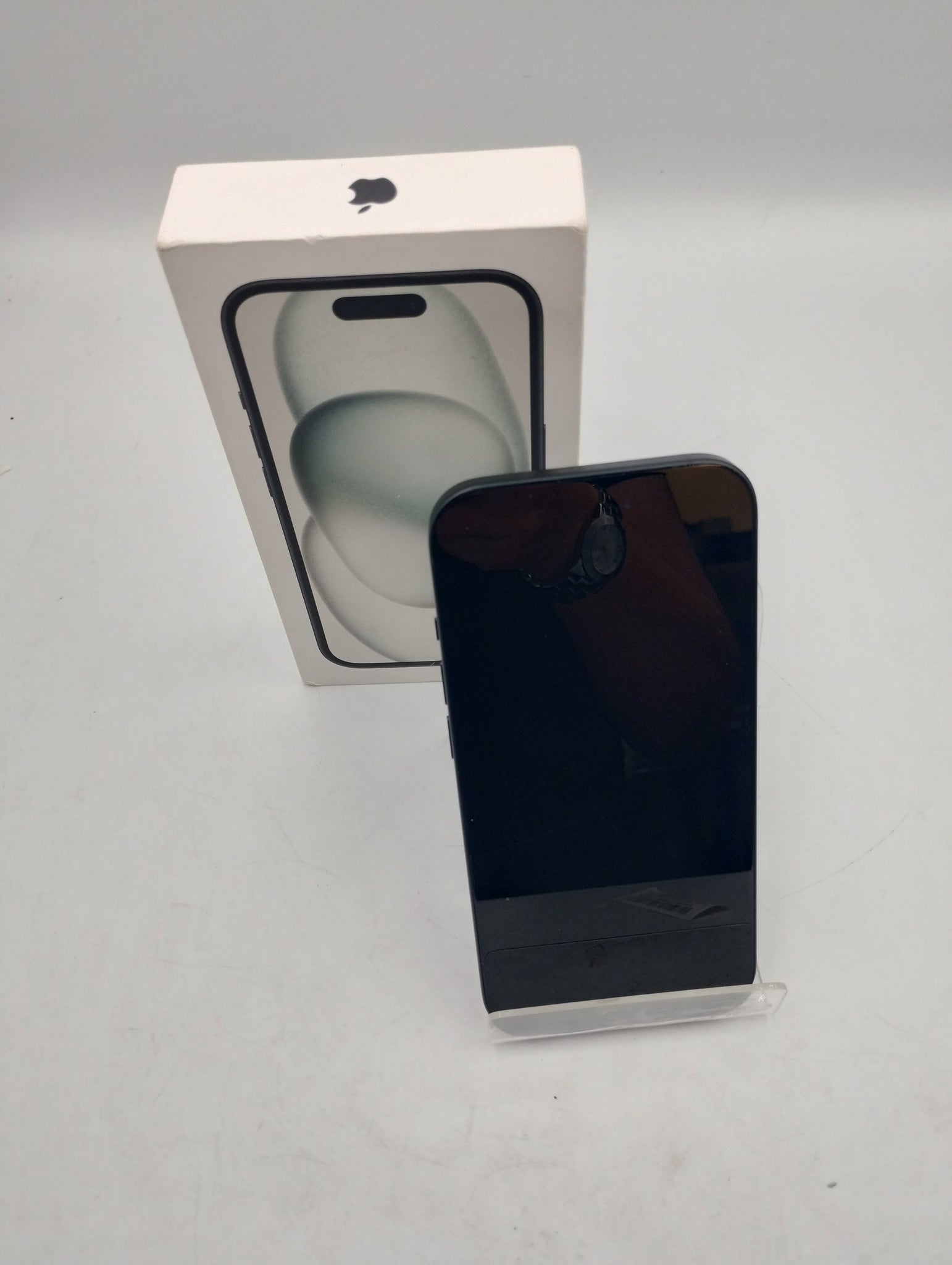 iPhone 15 - 128GB - Black - Grade B
