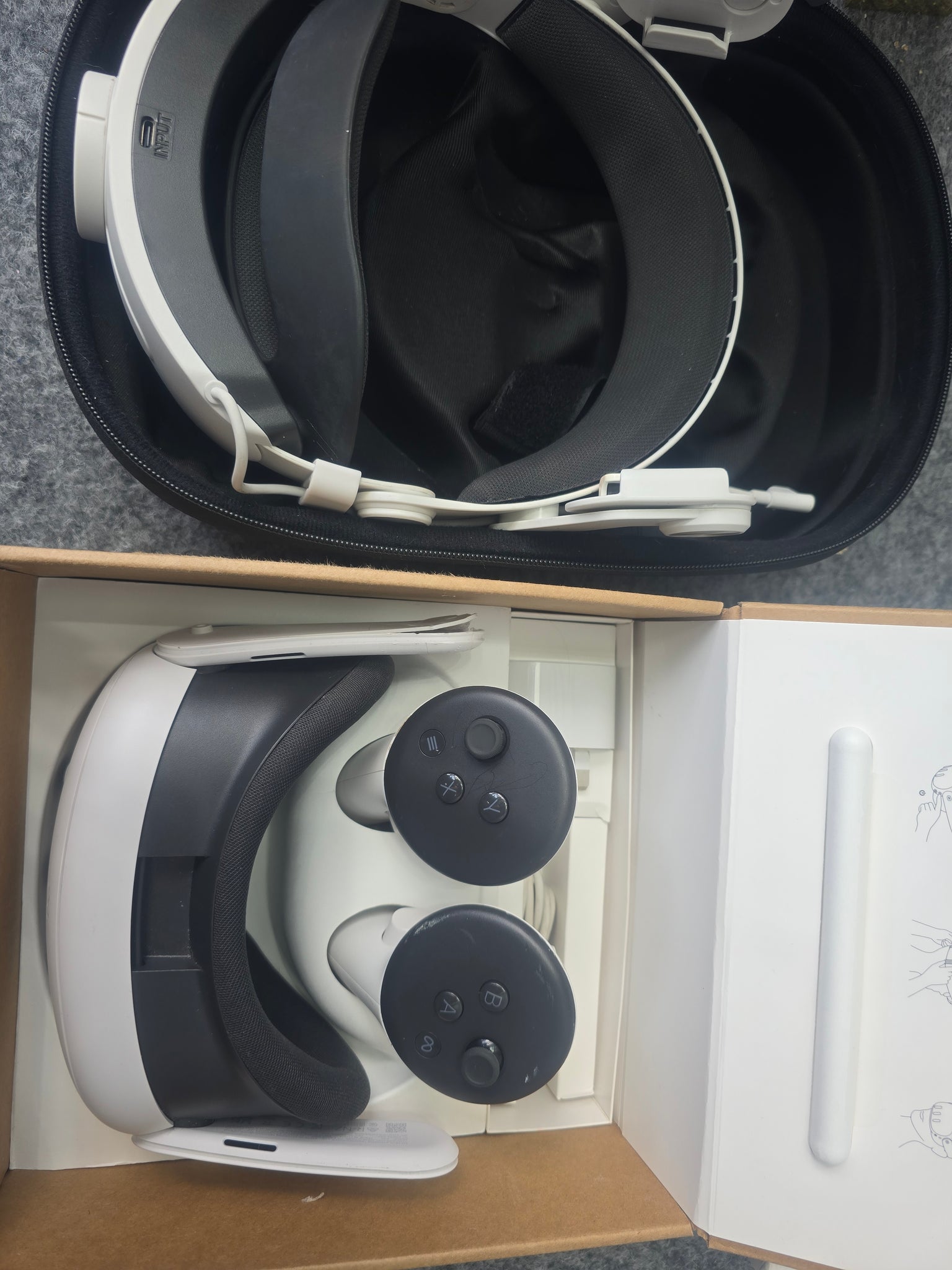 Meta Quest 3 VR Headset (With Controllers) - 512GB, C