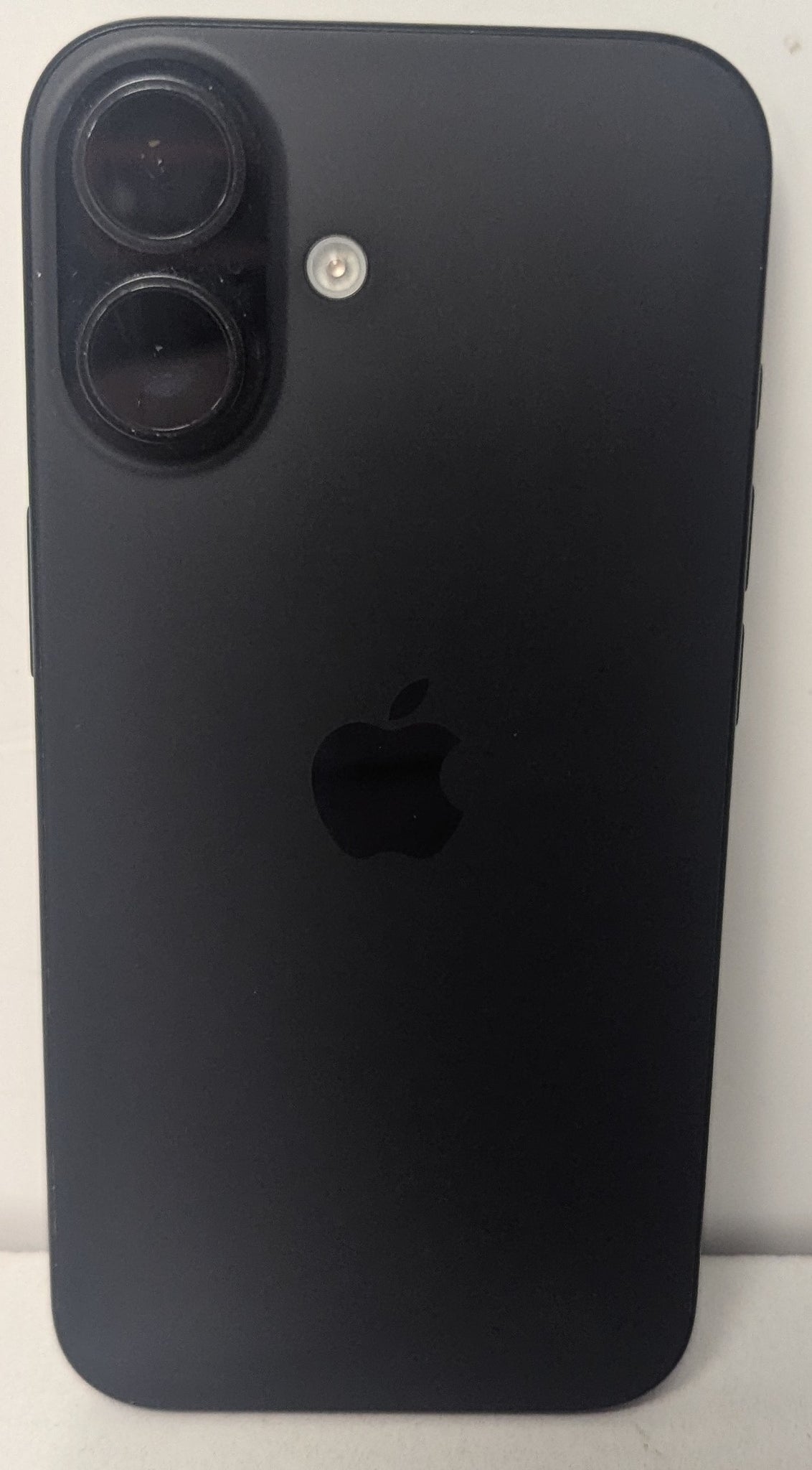 Apple iPhone 16 256gb 100% battery health